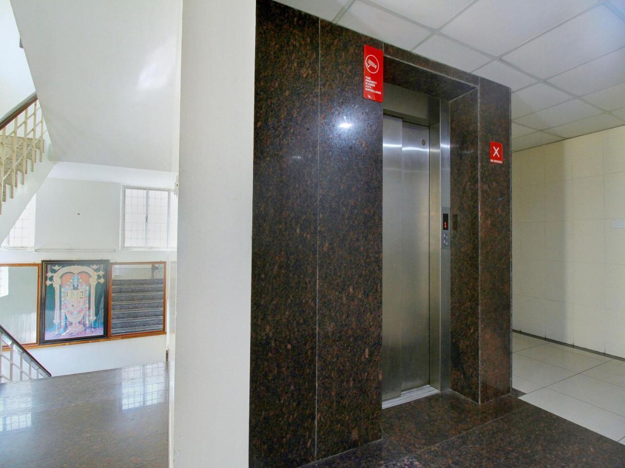 Oyo 3547 Raj Guru Residency Hotel Chennai Exterior photo