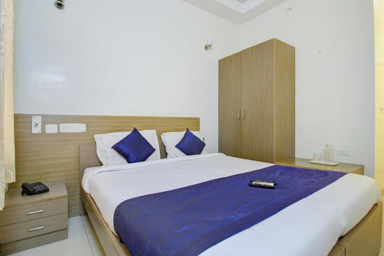 Oyo 3547 Raj Guru Residency Hotel Chennai Exterior photo